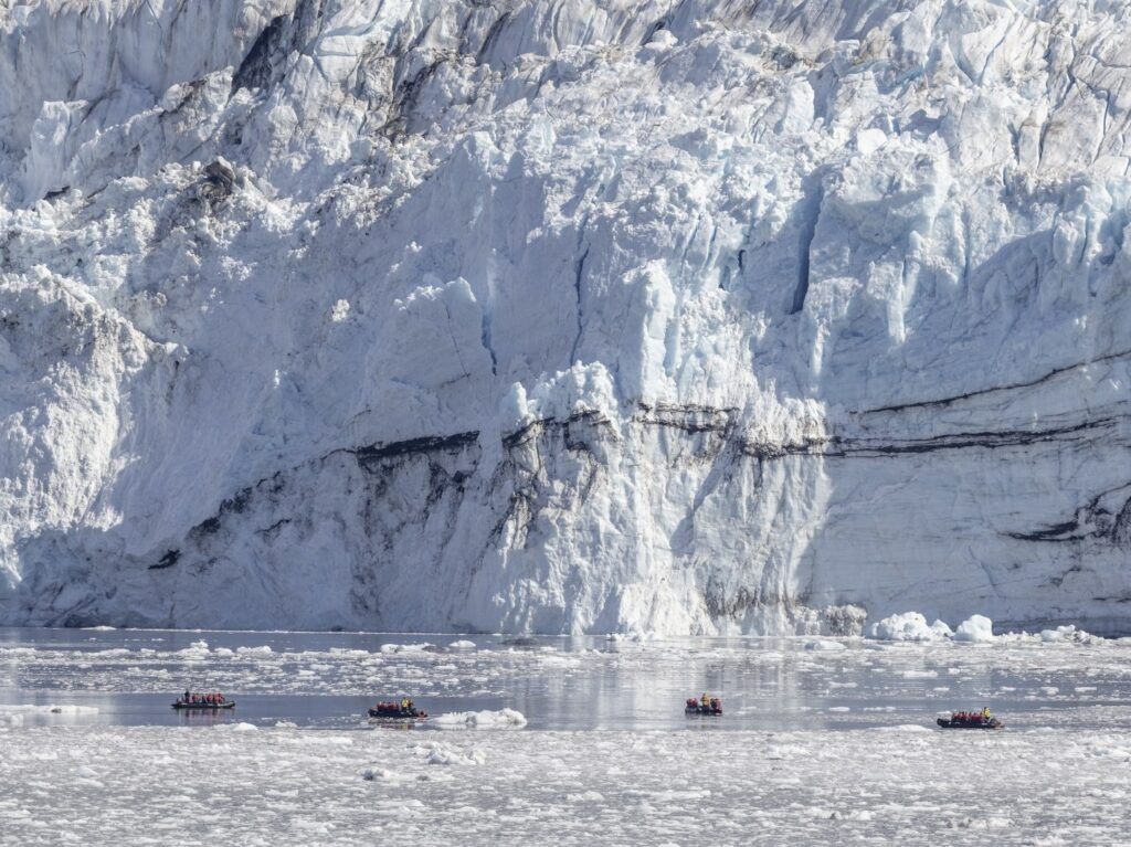 20250611_014_Alaska_College-Fjord_Oscar-Farrera