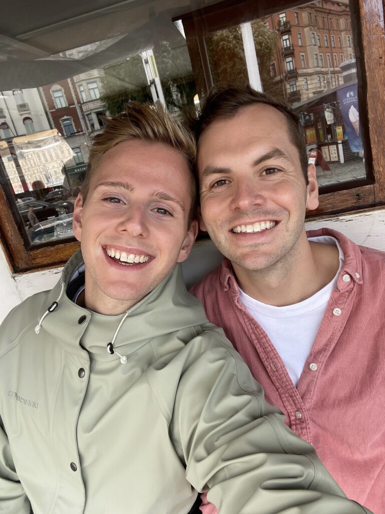 Facetune_14-11-2023-06-02-06